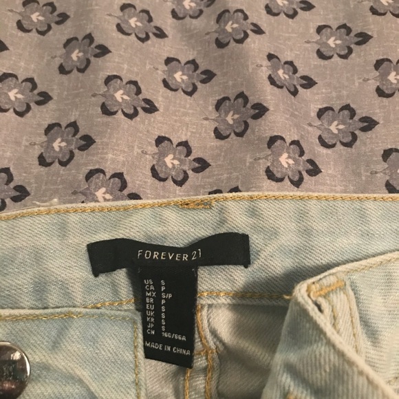 Washed out jeans - Picture 4 of 4